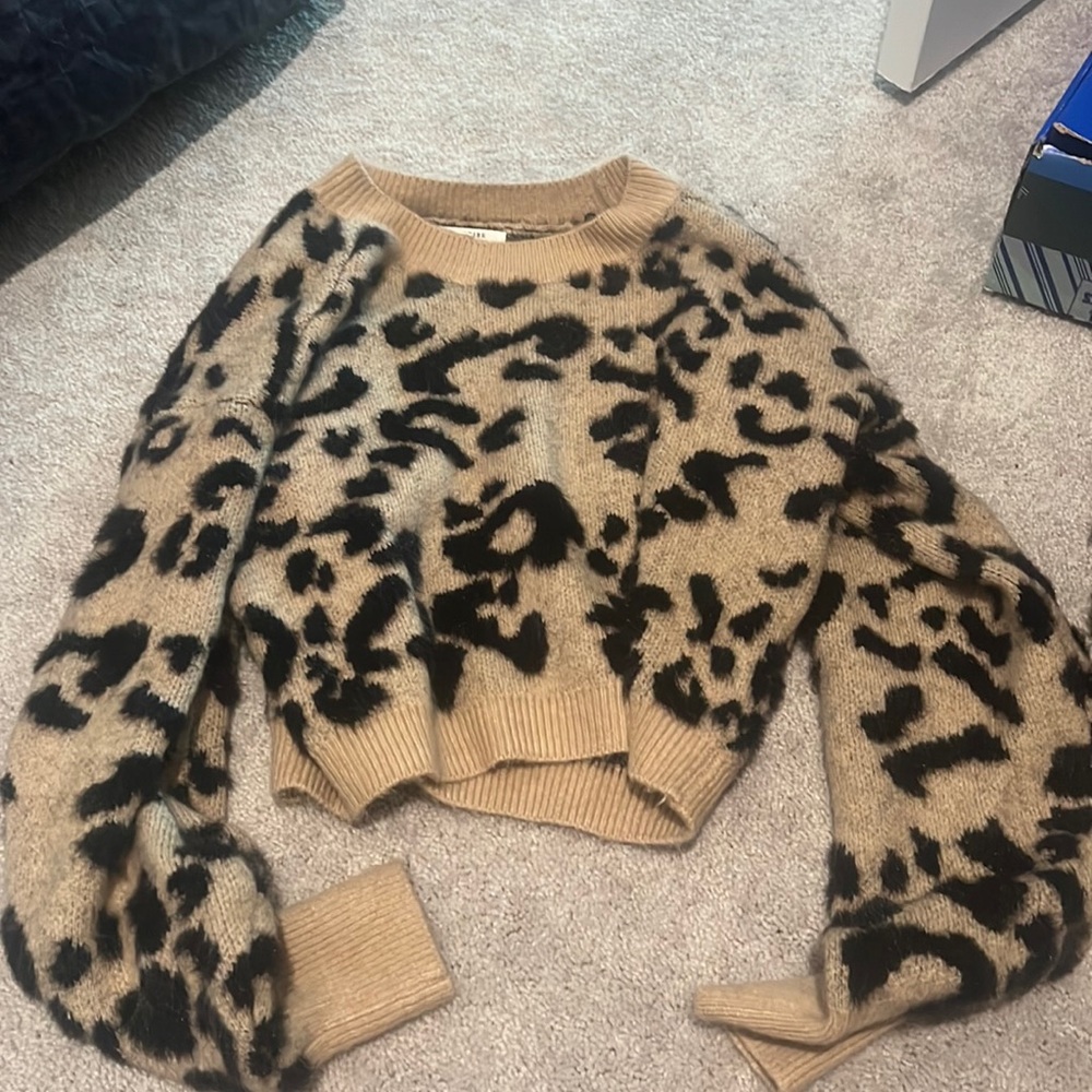 Leopard sweater